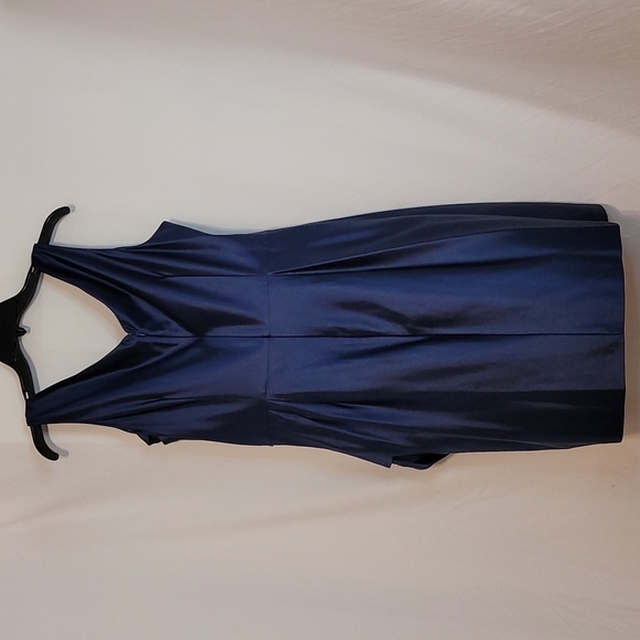 SLNY Petite Cocktail or Holiday Dress - Picture 11 of 14